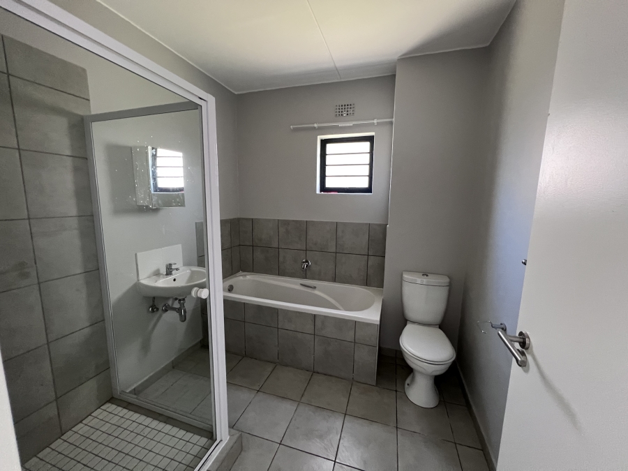 To Let 2 Bedroom Property for Rent in Parklands North Western Cape